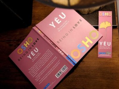Yêu: Yêu trong tỉnh thức, Gắn bó trong niềm tin= Being in love – Osho