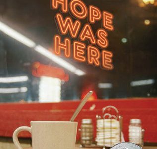 Hope was here – Joan Bauer