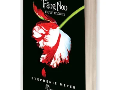 Trăng non=New moon – Stephenie Meyer
