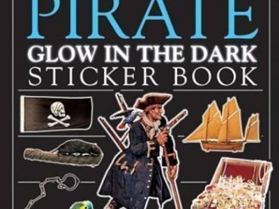Pirate glow in the dark: Sticker book