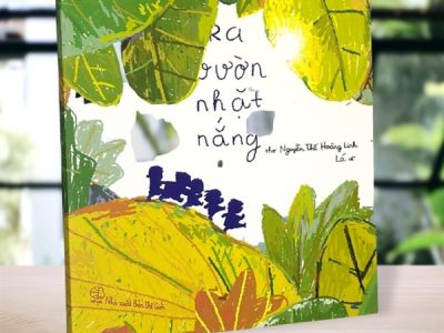 Ra vườn nhặt nắng: Thơ – Nguyễn Thế Hoàng Linh